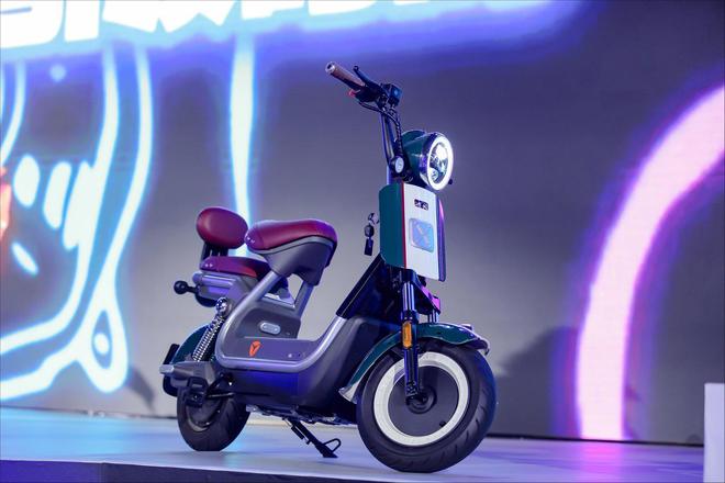 非比寻长雅迪冠能S以科技重构全场景长续航生态体系(图6)