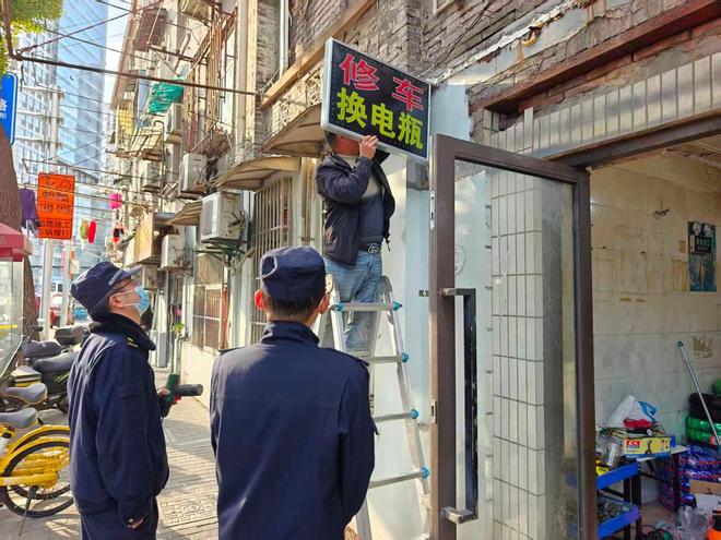 寒潮下这场冬日执法暖民心(图1)